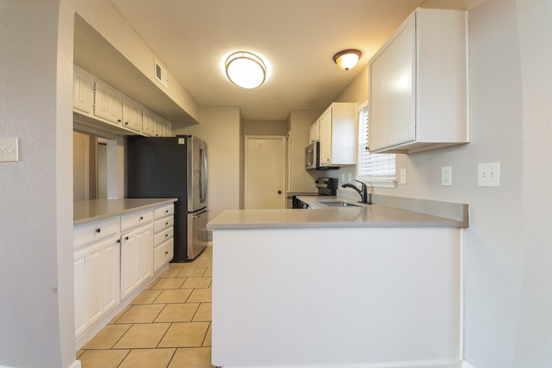 2,210/Mo, 1105 Greenbriar Ln Lancaster, TX 75146 Misc View 4