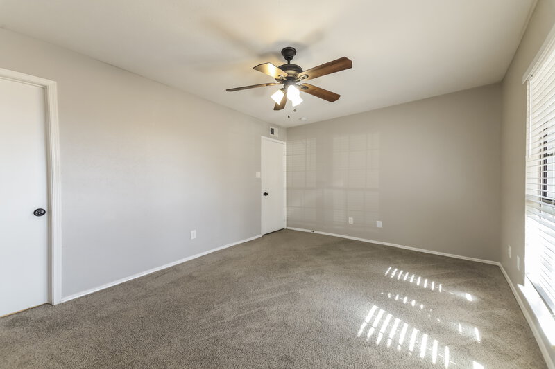 2,210/Mo, 1105 Greenbriar Ln Lancaster, TX 75146 Misc View 6