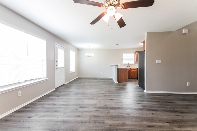 2,160/Mo, 1107 Caroline Dr Princeton, TX 75407 Living Room View