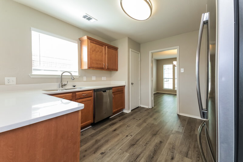 2,370/Mo, 1107 Caroline Dr Princeton, TX 75407 Kitchen View