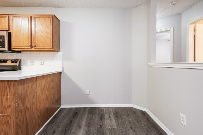 1,680/Mo, 2363 Kelton Street Fort Worth, TX 76133 Breakfast Nook View
