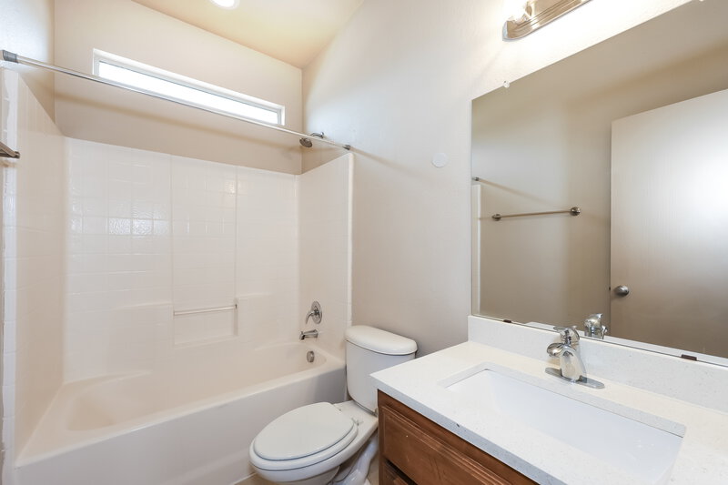 2,090/Mo, 9925 Fressia Ln Fort Worth, TX 76108 Bedroom View 3