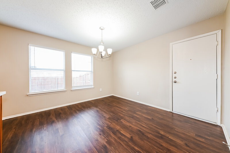 2,150/Mo, 2425 Meadowgate Ln Lancaster, TX 75134 Breakfast Nook View