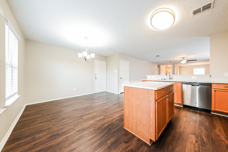 2,150/Mo, 2425 Meadowgate Ln Lancaster, TX 75134 Breakfast Nook View 2