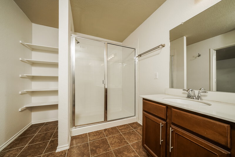 2,130/Mo, 1106 Bellevue Dr Princeton, TX 75407 Main Bedroom View 2