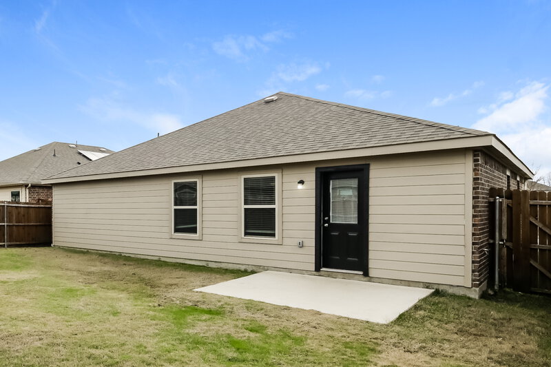 2,130/Mo, 1106 Bellevue Dr Princeton, TX 75407 Rear View