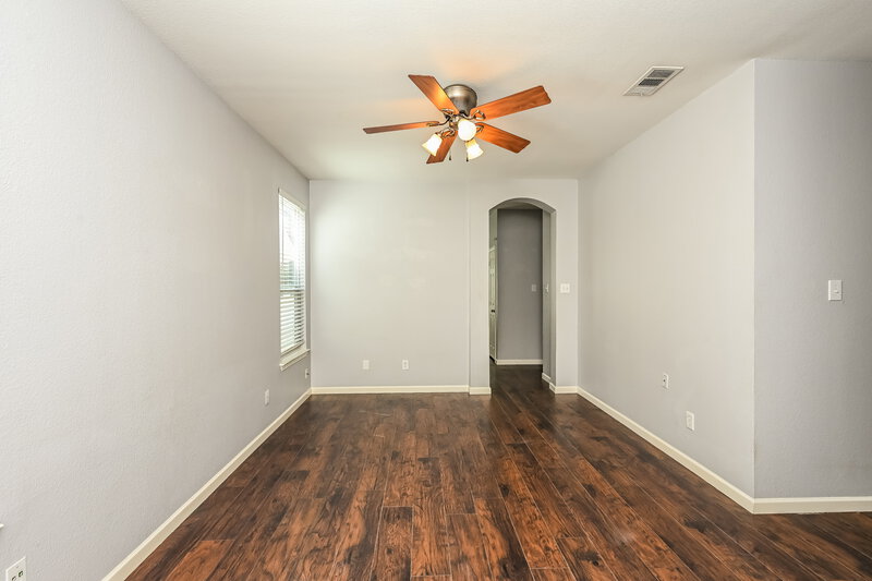 1,820/Mo, 9824 Birch Dr Providence Village, TX 76227 Living Room View