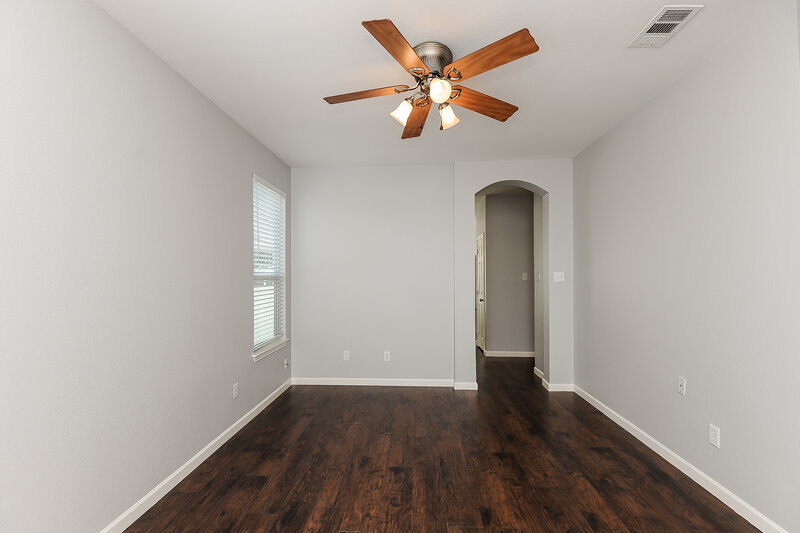 1,820/Mo, 9824 Birch Dr Providence Village, TX 76227 Living Room View 2