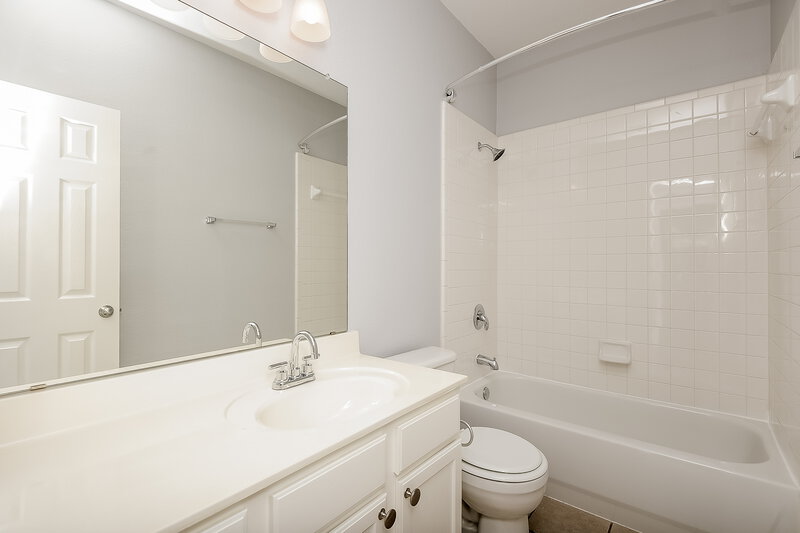 1,820/Mo, 9824 Birch Dr Providence Village, TX 76227 Bathroom View