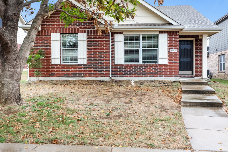 1,920/Mo, 8808 Wayne St Cross Roads, TX 76227 Front View