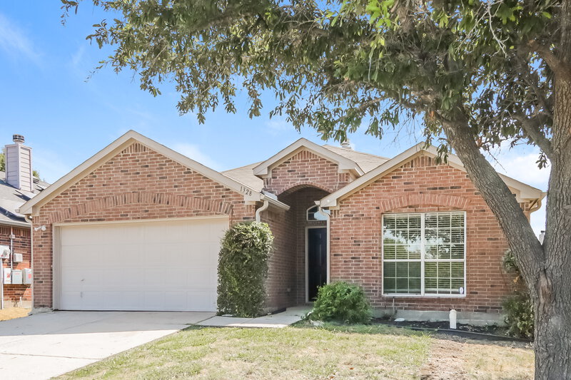 2,055/Mo, 1328 Riviera Dr Princeton, TX 75407 Front View