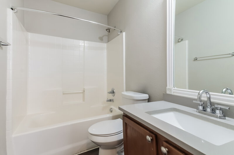 1,720/Mo, 8912 Wild Rose Ln Cross Roads, TX 76227 Bathroom View