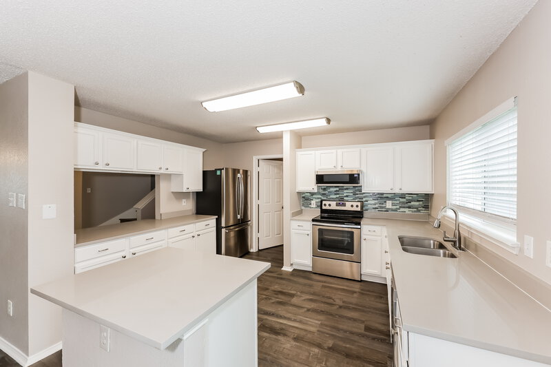 2,285/Mo, 10012 Chapel Rock Drive Fort Worth, TX 76116 Kitchen View