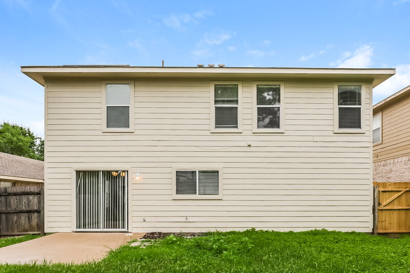 2,285/Mo, 10012 Chapel Rock Drive Fort Worth, TX 76116 Rear View