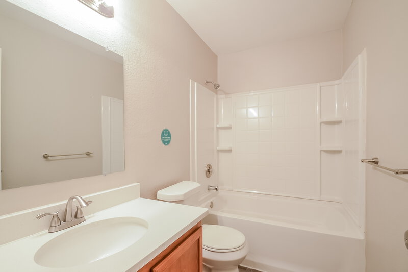 2,280/Mo, 3041 Paint Brush Place Lancaster, TX 75134 Bathroom View