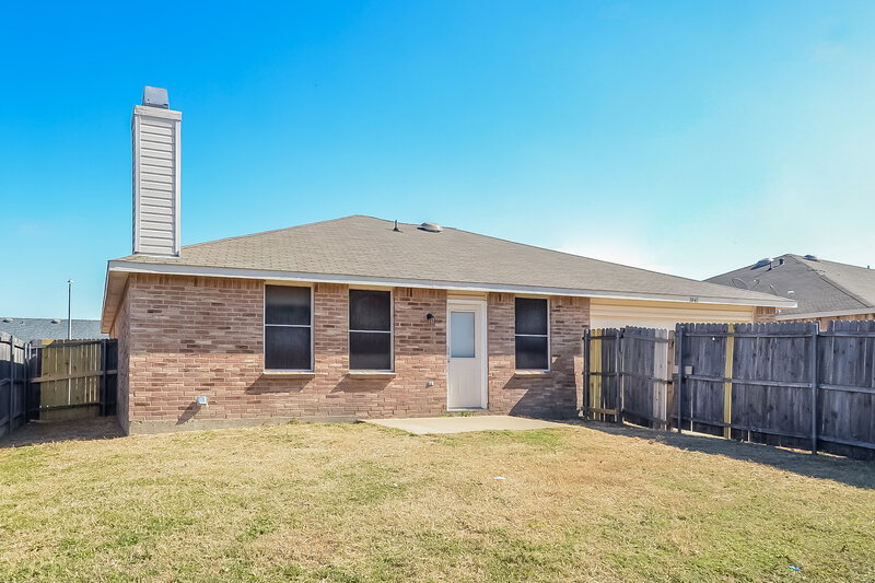 2,280/Mo, 3041 Paint Brush Place Lancaster, TX 75134 Rear View