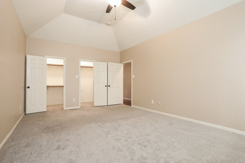 2,605/Mo, 1510 Lost Creek Dr DeSoto, TX 75115 Main Bedroom View