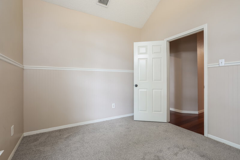 2,605/Mo, 1510 Lost Creek Dr DeSoto, TX 75115 Bedroom View 2