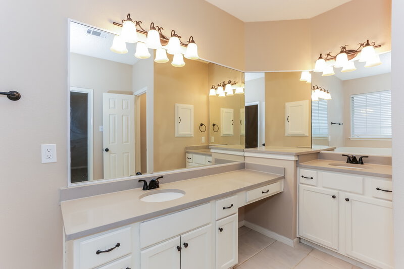 2,735/Mo, 1510 Lost Creek Dr DeSoto, TX 75115 Misc View 10