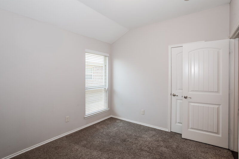 2,095/Mo, 1305 Silver Ln Aubrey, TX 76227 Bedroom View 2