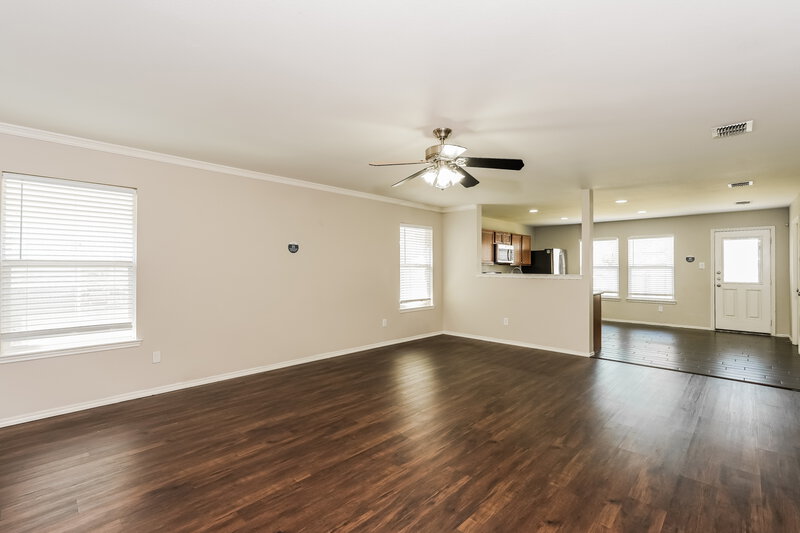 2,085/Mo, 1833 Foxfield Justin, TX 76247 Living Room View