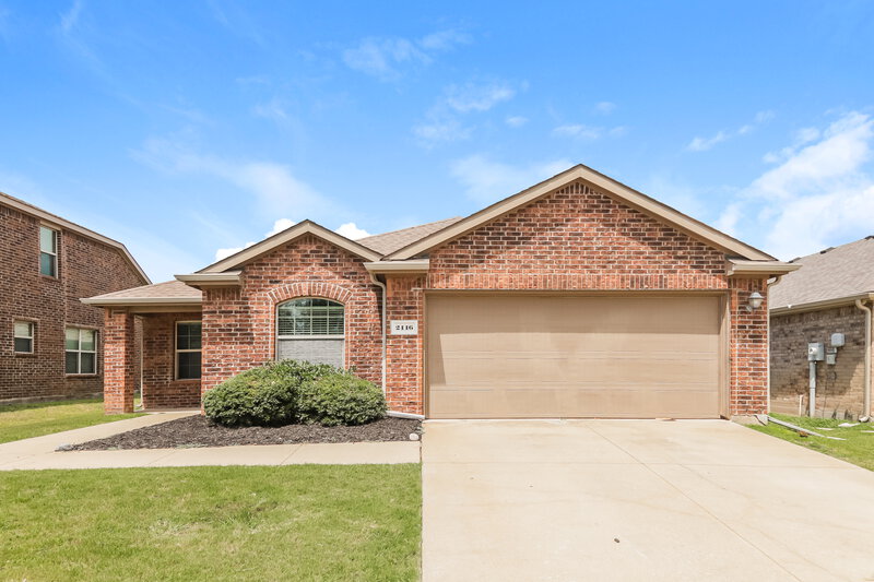 1,745/Mo, 2116 Meadow View Dr Princeton, TX 75407 External View