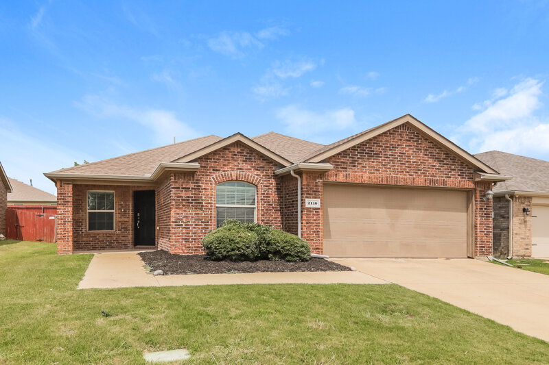 1,745/Mo, 2116 Meadow View Dr Princeton, TX 75407 Front View