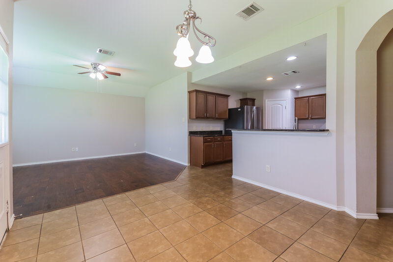 1,745/Mo, 2116 Meadow View Dr Princeton, TX 75407 Breakfast Nook View