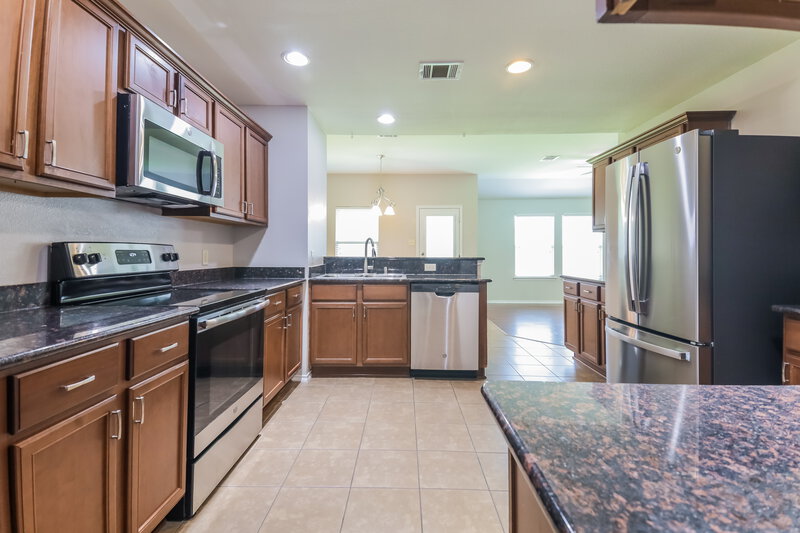 1,745/Mo, 2116 Meadow View Dr Princeton, TX 75407 Kitchen View