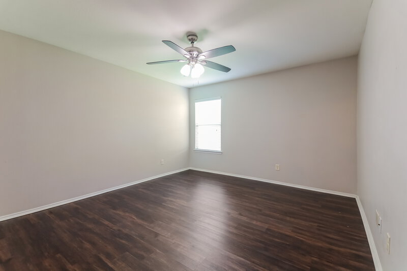 1,745/Mo, 2116 Meadow View Dr Princeton, TX 75407 Main Bedroom View