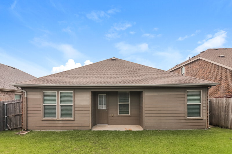 1,745/Mo, 2116 Meadow View Dr Princeton, TX 75407 Rear View