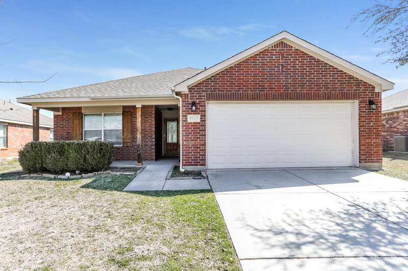 2,625/Mo, 1813 Sparrow Ln Aubrey, TX 76227 External View