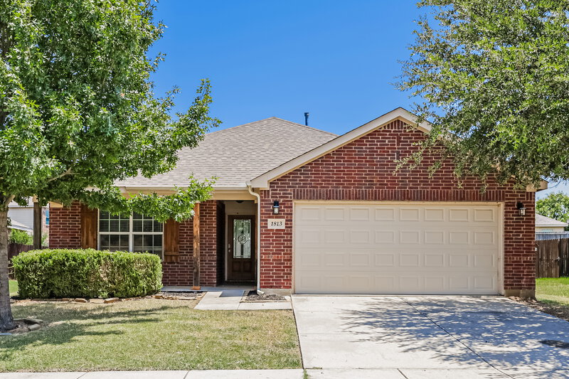 2,090/Mo, 1813 Sparrow Ln Aubrey, TX 76227 External View