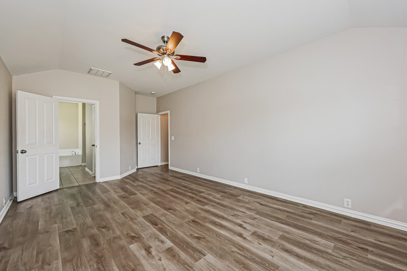 2,090/Mo, 1813 Sparrow Ln Aubrey, TX 76227 Main Bedroom View 2