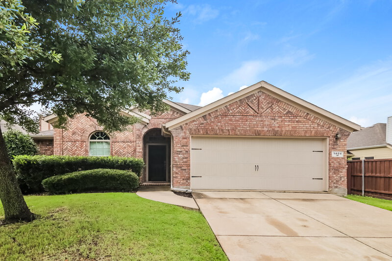 1,950/Mo, 1404 Nightingale Dr Aubrey, TX 76227 External View