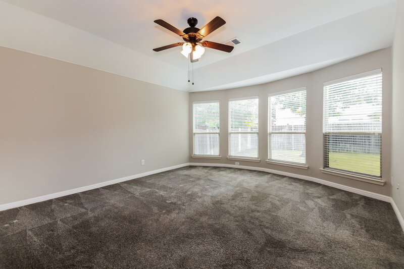 1,950/Mo, 1404 Nightingale Dr Aubrey, TX 76227 Main Bedroom View