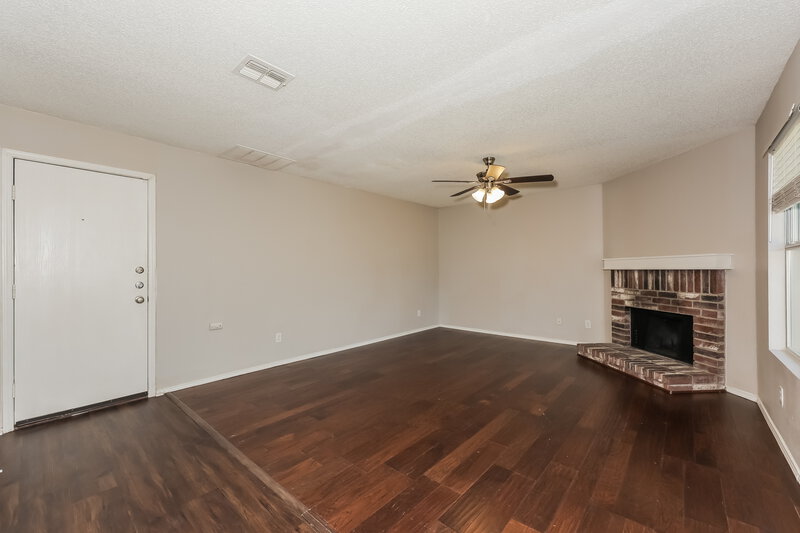 2,445/Mo, 8750 Gray Fox Ct Fort Worth, TX 76123 Living Room View