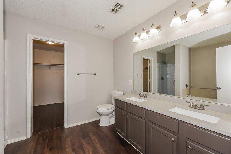 2,445/Mo, 8750 Gray Fox Ct Fort Worth, TX 76123 Main Bathroom View