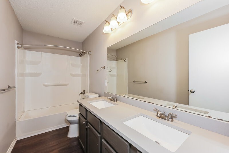 2,445/Mo, 8750 Gray Fox Ct Fort Worth, TX 76123 Bathroom View