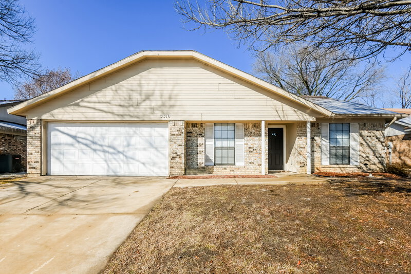 2,160/Mo, 5310 Virburnum Ct Arlington, TX 76018 External View