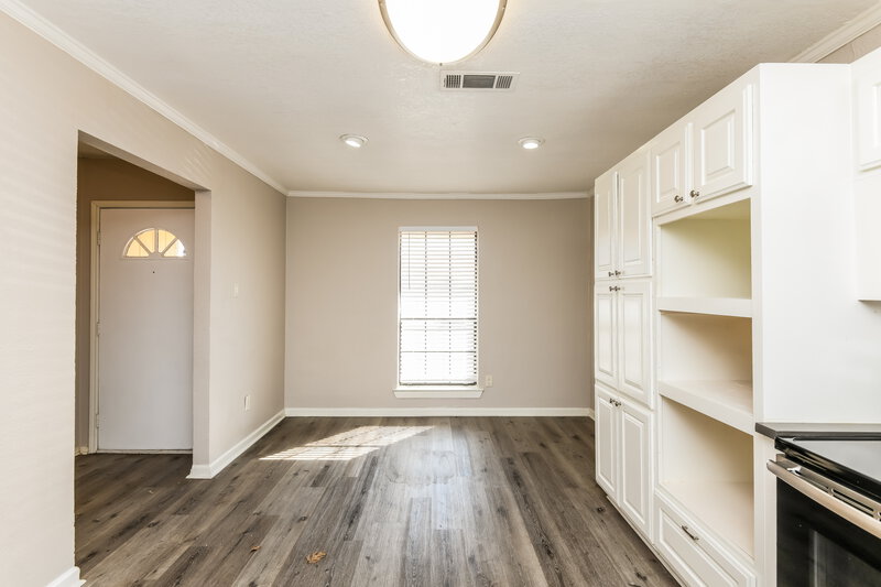 2,160/Mo, 5310 Virburnum Ct Arlington, TX 76018 Dining Room View