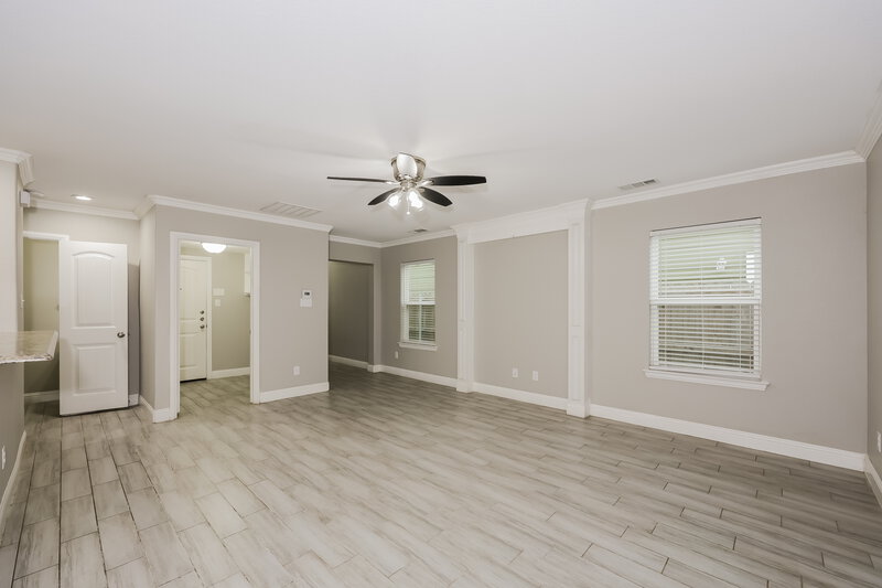2,365/Mo, 10536 Wild Oak Drive Fort Worth, TX 76140 Living Room View 3