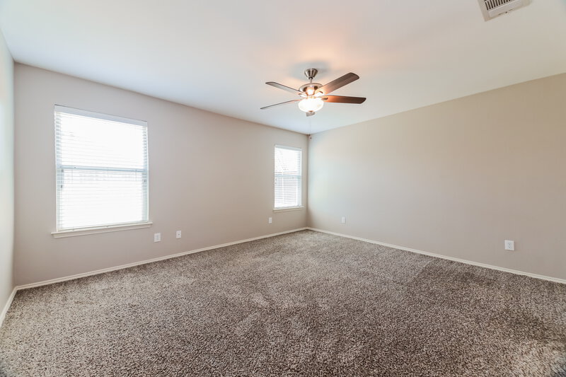 1,860/Mo, 420 Fireside Pl Royse City, TX 75189 Main Bedroom View
