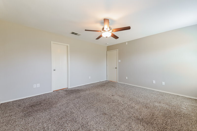 1,860/Mo, 420 Fireside Pl Royse City, TX 75189 Main Bedroom View 2