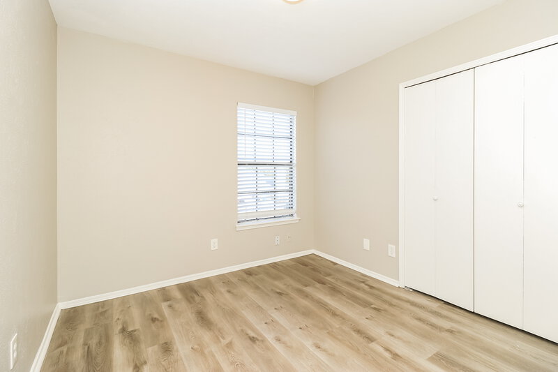 2,295/Mo, 1217 Greenbriar Ln Lancaster, TX 75146 Bedroom View 2