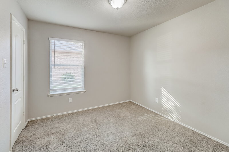 2,210/Mo, 903 Grouse Rd Glenn Heights, TX 75154 Bedroom View