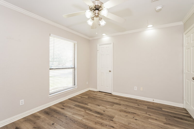 2,415/Mo, 905 Thistle Ridge Ct Arlington, TX 76017 Bedroom View 2