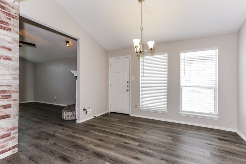 2,495/Mo, 1111 Stone Creek Dr Mansfield, TX 76063 Dining Room View 2