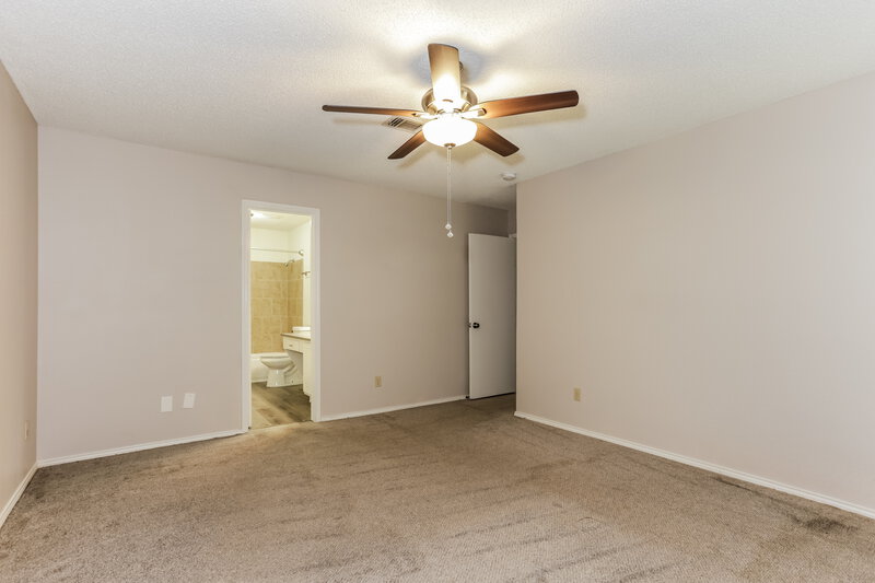 2,495/Mo, 1111 Stone Creek Dr Mansfield, TX 76063 Main Bedroom View 2