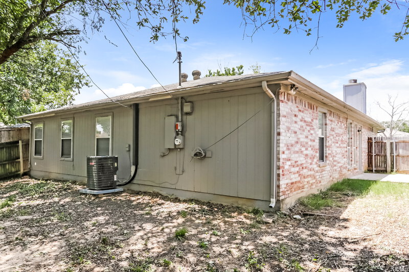 2,495/Mo, 1111 Stone Creek Dr Mansfield, TX 76063 Rear View